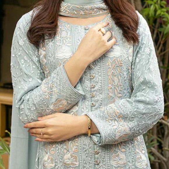 Maxi Light Blue Pishwas - Eastern Ready to Wear Salwar Kameez - Medium - Picture 3 of 9